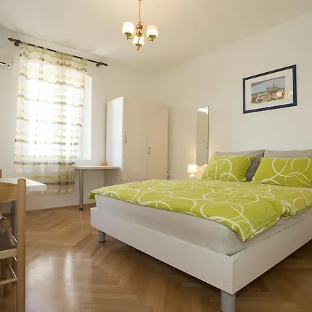 Dalmatian House Πανσιόν Σπλιτ