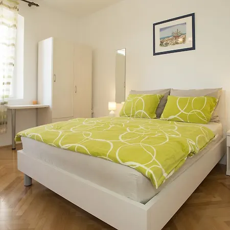 Dalmatian House 3*