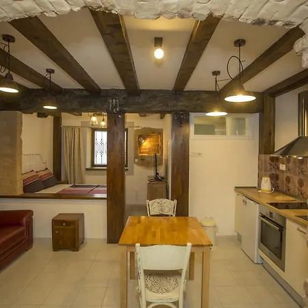 Dalmatian House Gostinjska kuća