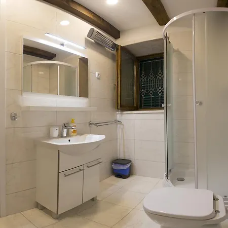 Dalmatian House Gostinjska kuća