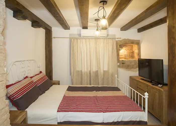Dalmatian House 3* Split