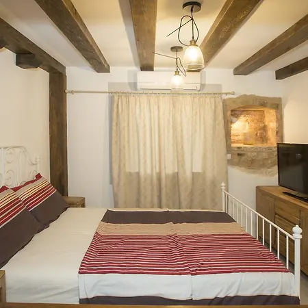 Dalmatian House 3* Split