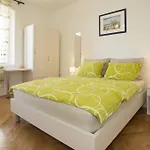 Dalmatian House 3*