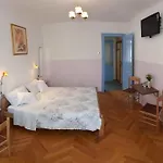 Dalmatian House 3* ספליט