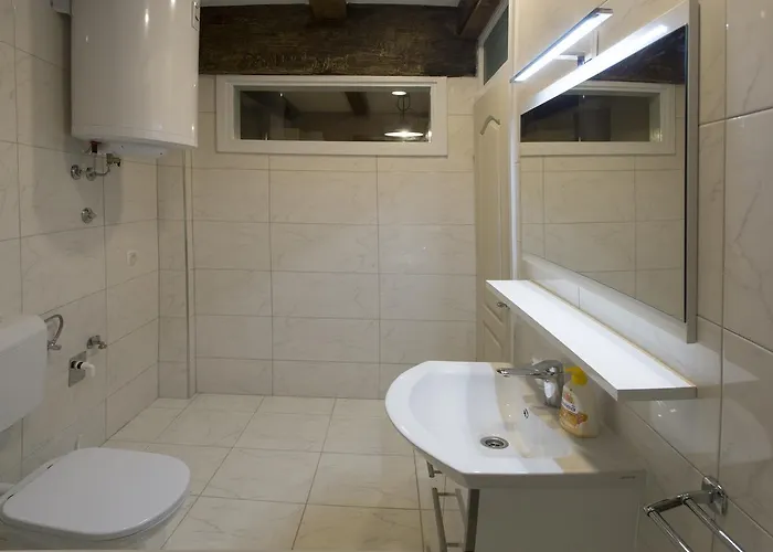 ダルメシアン ハウス 3* スプリト